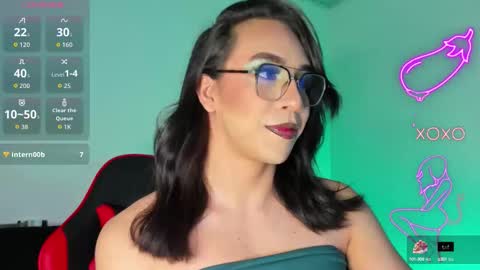 Snapshot of alonehazel chatting on 21, 9, 2025 Hazel Bowie online show from 21, 9, 2025