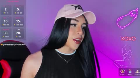 Snapshot of alonehazel chatting on 2, 10, 2025 Hazel Bowie online show from 2, 10, 2025