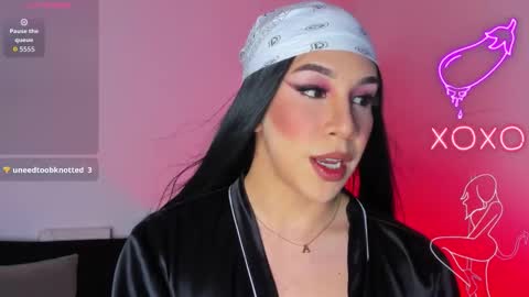 Snapshot of alonehazel chatting on 11, 10, 2025 Hazel Bowie online show from 11, 10, 2025