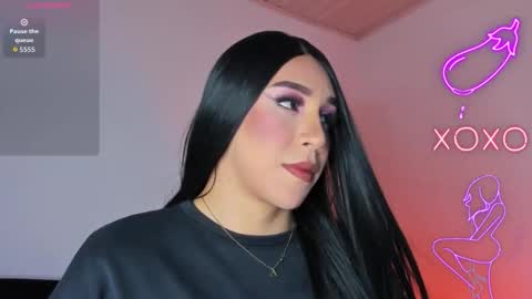 Snapshot of alonehazel chatting on 13, 10, 2025 Hazel Bowie online show from 13, 10, 2025