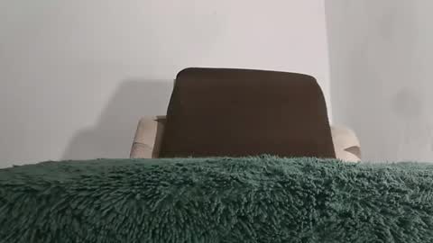 Snapshot of alotofcream chatting on 7, 5, 2026 alotofcream4u online show from 7, 5, 2026
