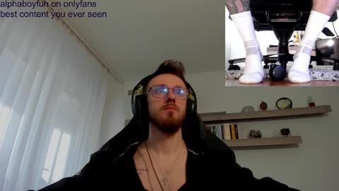 Snapshot of alphaboyfun chatting on 3, 12, 2025 Andi online show from 3, 12, 2025