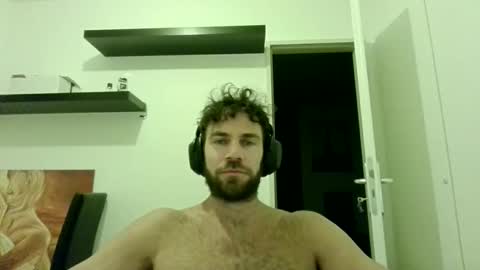 Snapshot of alphah_hunk chatting on 11, 10, 2025 alphah_hunk online show from 11, 10, 2025
