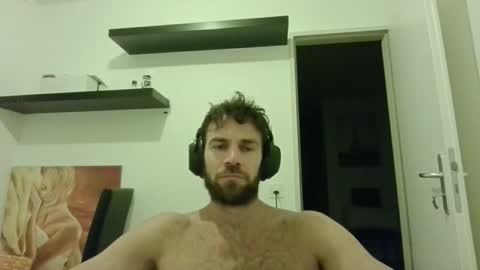 Snapshot of alphah_hunk chatting on 12, 10, 2025 alphah_hunk online show from 12, 10, 2025