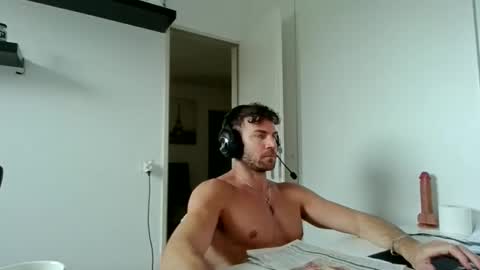 alphah_hunk online show from 13, 4, 2026