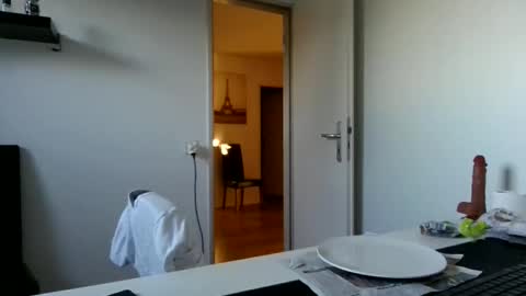 Snapshot of alphah_hunk chatting on 30, 4, 2026 alphah_hunk online show from 30, 4, 2026