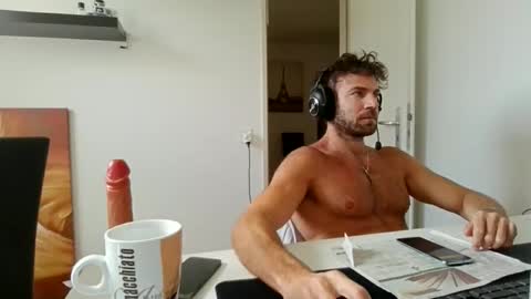 Snapshot of alphah_hunk chatting on 19, 5, 2026 alphah_hunk online show from 19, 5, 2026