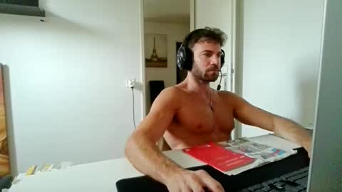 Snapshot of alphah_hunk chatting on 9, 6, 2026 alphah_hunk online show from 9, 6, 2026