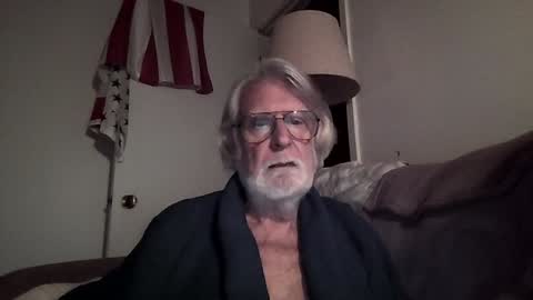 Snapshot of alphauniform chatting on 8, 12, 2024 AlphaUniform online show from 8, 12, 2024