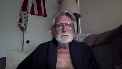Snapshot of alphauniform chatting on 30, 12, 2024 AlphaUniform online show from 30, 12, 2024