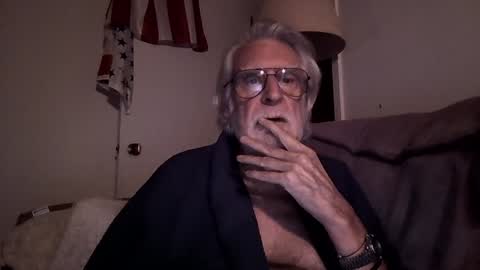 Snapshot of alphauniform chatting on 15, 1, 2025 AlphaUniform online show from 15, 1, 2025