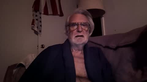 Snapshot of alphauniform chatting on 17, 1, 2025 AlphaUniform online show from 17, 1, 2025