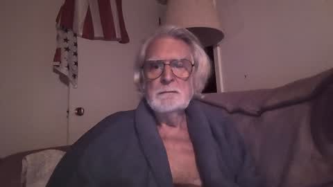 Snapshot of alphauniform chatting on 7, 2, 2025 AlphaUniform online show from 7, 2, 2025