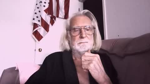 AlphaUniform online show from 5, 3, 2026