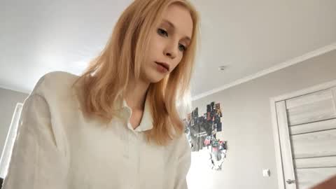 Snapshot of altheadoyel chatting on 14, 9, 2025 May online show from 14, 9, 2025