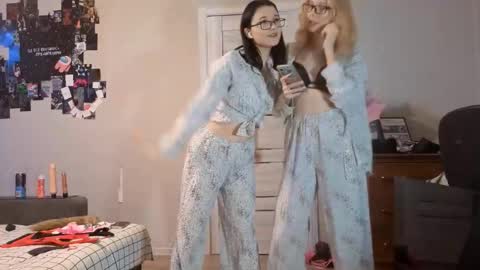 Snapshot of altheadoyel chatting on 22, 11, 2025 May online show from 22, 11, 2025