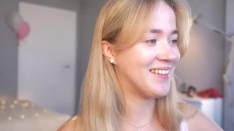 Amelia NEXT STREAM  online show from 27, 3, 2026