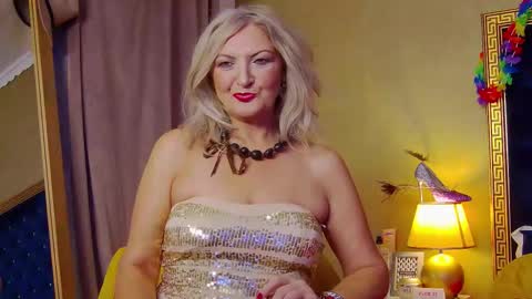 Snapshot of alura_jenson_ chatting on 25, 11, 2025 Alura Jenson online show from 25, 11, 2025