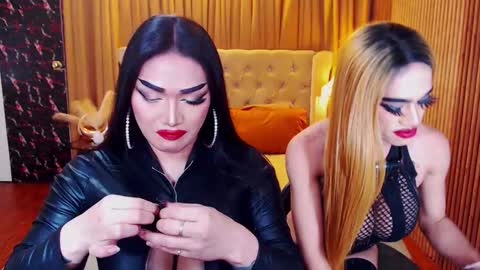 Alura Jhenson online show from 3, 10, 2025