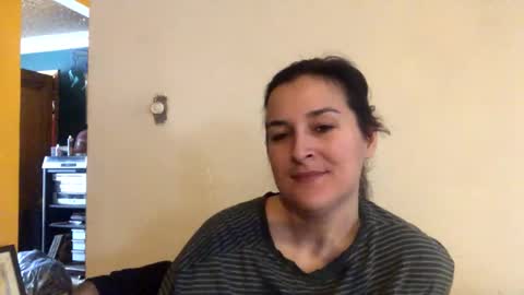 Snapshot of alvie_bones chatting on 3, 2, 2025 Alvie online show from 3, 2, 2025