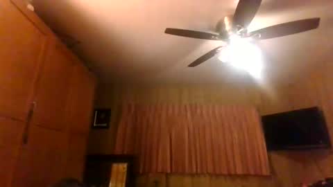 Snapshot of alwaysonthespot chatting on 11, 4, 2026 alwaysonthespot online show from 11, 4, 2026