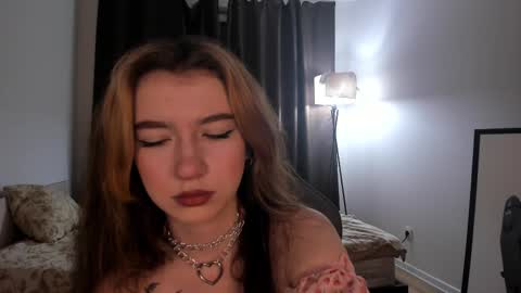 Anna online show from 7, 1, 2025