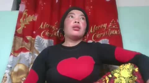 Snapshot of alypierette chatting on 19, 12, 2025 alypierette online show from 19, 12, 2025