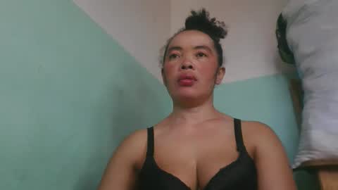 alypierette online show from 1, 4, 2026