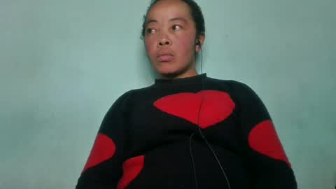 Snapshot of alypierette chatting on 18, 6, 2026 alypierette online show from 18, 6, 2026