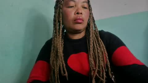 Snapshot of alypierette chatting on 25, 7, 2026 alypierette online show from 25, 7, 2026