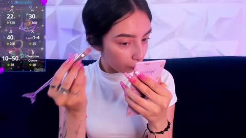 Snapshot of alys_molly chatting on 13, 1, 2025 sopie online show from 13, 1, 2025