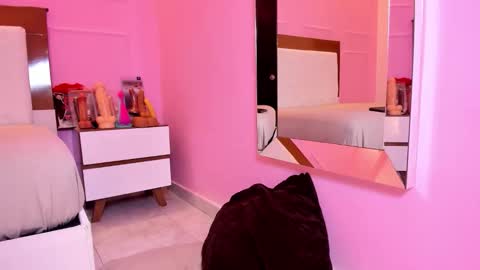 Snapshot of alysonjackson chatting on 7, 1, 2026 alysonjackson online show from 7, 1, 2026