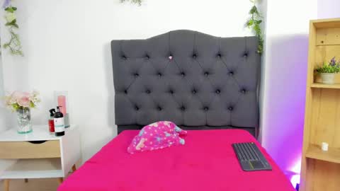 Snapshot of alyssa_joness chatting on 26, 2, 2025 alyssa_joness online show from 26, 2, 2025