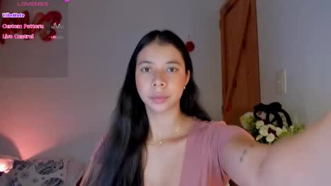 Snapshot of alyssagreen_ chatting on 26, 10, 2025 Im AlyssaLovense is ActiveMy pleasure is in your handsPrivate is Open online show from 26, 10, 2025