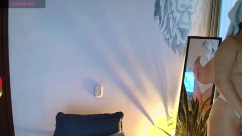 Snapshot of alyssia_wolds_1 chatting on 23, 9, 2025 alyssia wolds online show from 23, 9, 2025