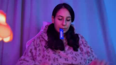 alyssy_nc online show from 19, 9, 2025