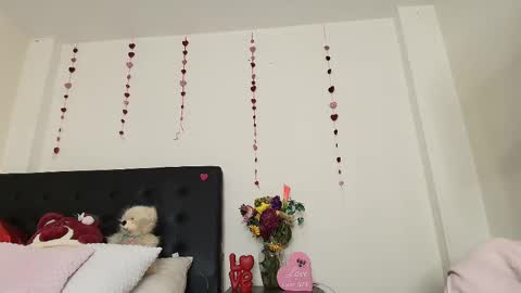 Isabella online show from 20, 2, 2025