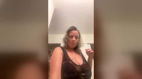 Snapshot of amadomindy chatting on 12, 6, 2026 amadomindy online show from 12, 6, 2026