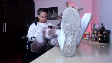 anny online show from 10, 3, 2026