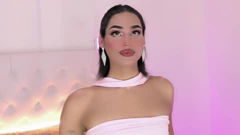 Snapshot of amal_baddel_ chatting on 21, 12, 2025 amal_baddel_ online show from 21, 12, 2025