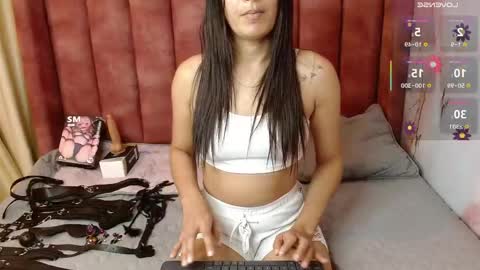 Hilary Ester online show from 19, 4, 2026