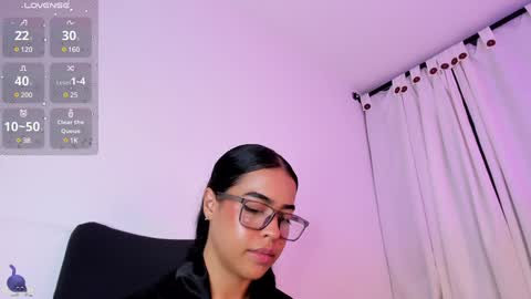 Snapshot of amaliaandrade chatting on 27, 1, 2025 Amalia real MIA online show from 27, 1, 2025