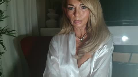 Snapshot of amanda0803 chatting on 11, 6, 2026 Angel or Demon online show from 11, 6, 2026