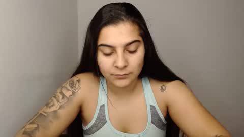 The queen of the biceps  online show from 7, 1, 2025