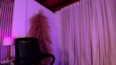 Luisa online show from 10, 11, 2025