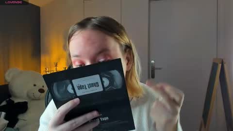 Hi im Amanda online show from 13, 11, 2025