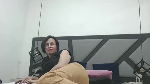 amanda_ramirez online show from 14, 4, 2026