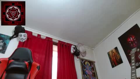 Amanda Valeska online show from 27, 10, 2025