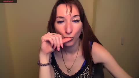 Snapshot of amandasentin chatting on 2, 3, 2025 Amanda online show from 2, 3, 2025