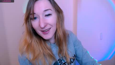 Snapshot of amandasentin chatting on 22, 12, 2025 Amanda online show from 22, 12, 2025